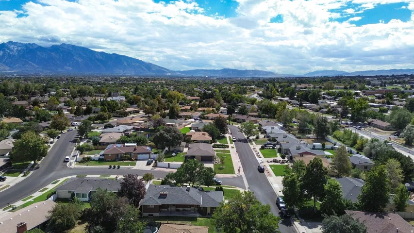 1390 W Marinwood Ave, Taylorsville, Utah 84123