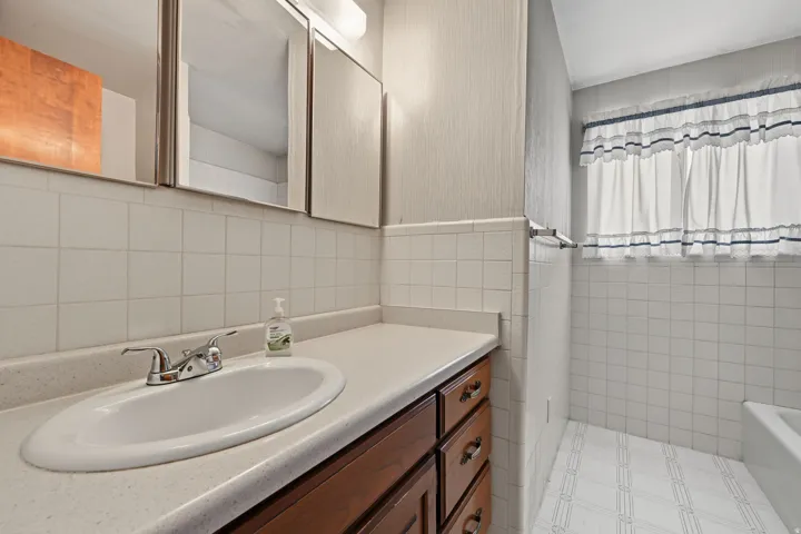 1390 W Marinwood Ave, Taylorsville, Utah 84123
