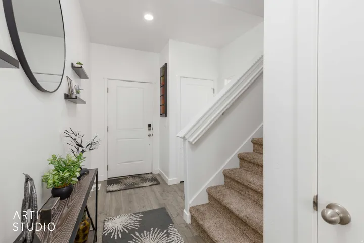 2717 N Nicholes Ave #205, Layton, Utah 84040