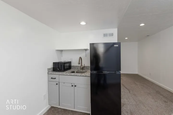 2717 N Nicholes Ave #205, Layton, Utah 84040