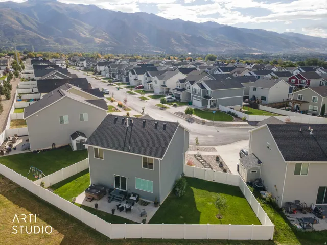 2717 N Nicholes Ave #205, Layton, Utah 84040