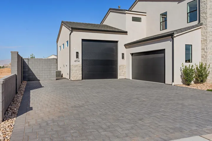Paver driveway