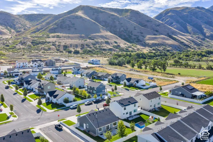 Drone shot of the neighborhood. You can see it is at the base of the mountain..