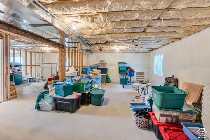 Unfinished basement. Fully insulated.