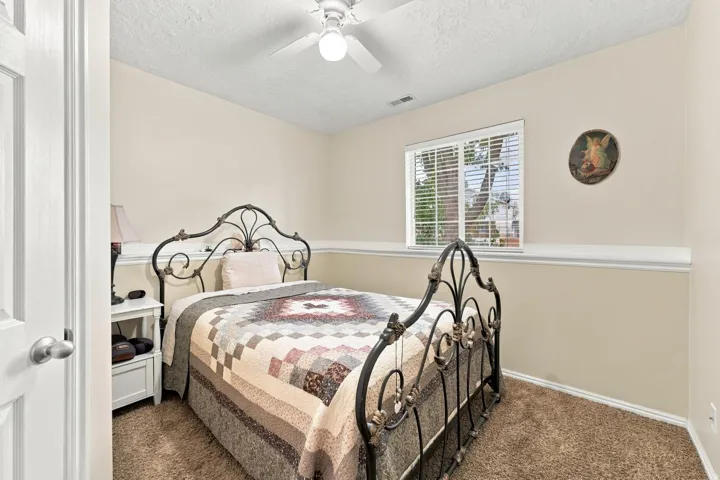 1886 S Dahl Ln, Syracuse, Utah 84075