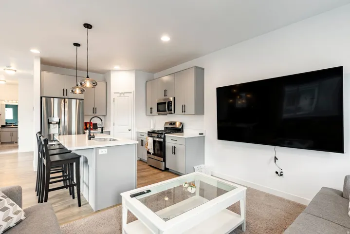 15195 S Tack Way, Bluffdale, Utah 84065
