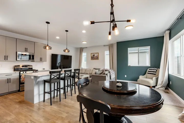 15195 S Tack Way, Bluffdale, Utah 84065