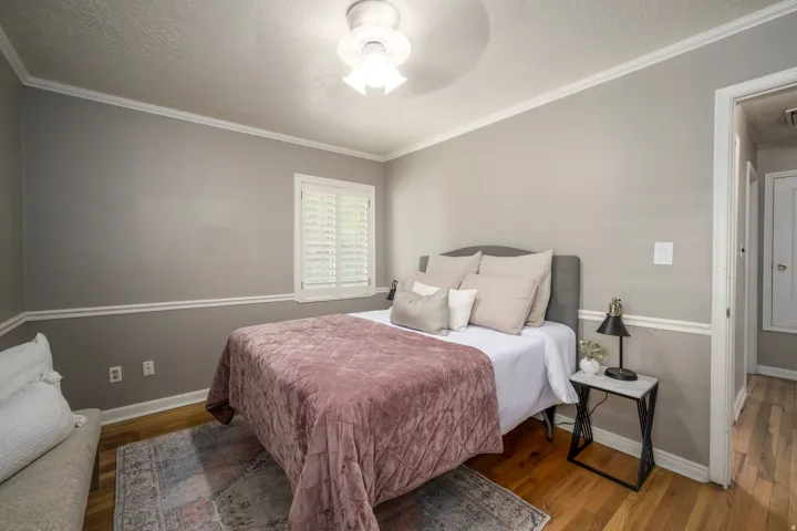 2209 S Broadmoor St, Salt Lake City, Utah 84109