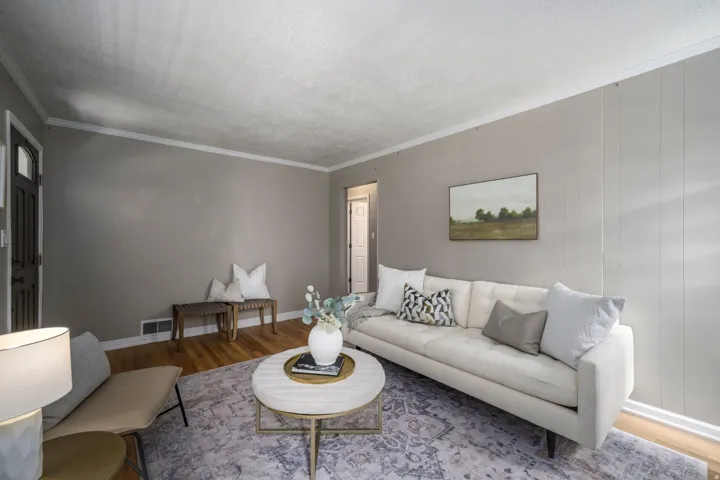 2209 S Broadmoor St, Salt Lake City, Utah 84109