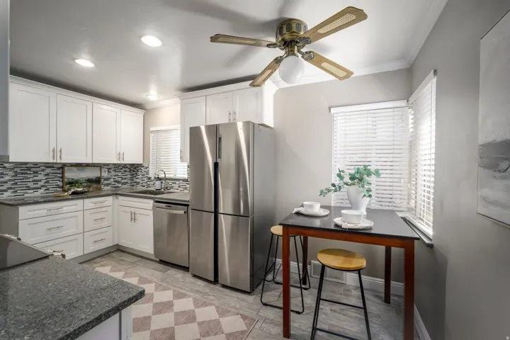 2209 S Broadmoor St, Salt Lake City, Utah 84109