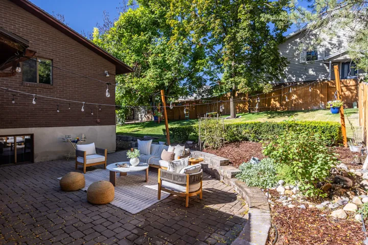 1041 E Lamplighter Dr, Logan, Utah 84321