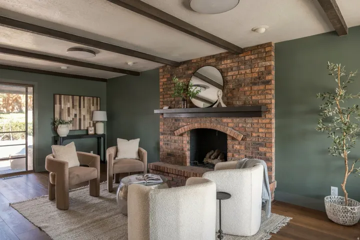 1041 E Lamplighter Dr, Logan, Utah 84321