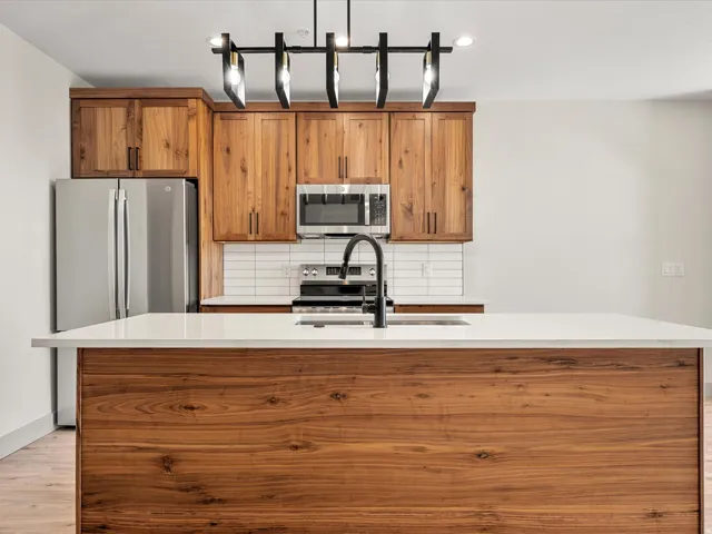 35 E 150 S #d202, Garden City, Utah 84028