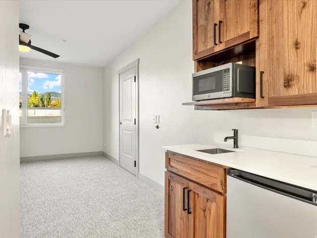 35 E 150 S #d202, Garden City, Utah 84028