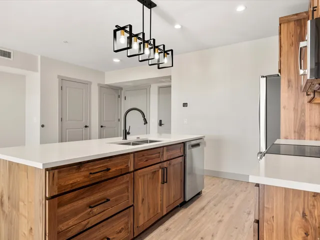 35 E 150 S #d202, Garden City, Utah 84028