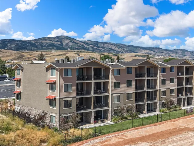 35 E 150 S #d202, Garden City, Utah 84028