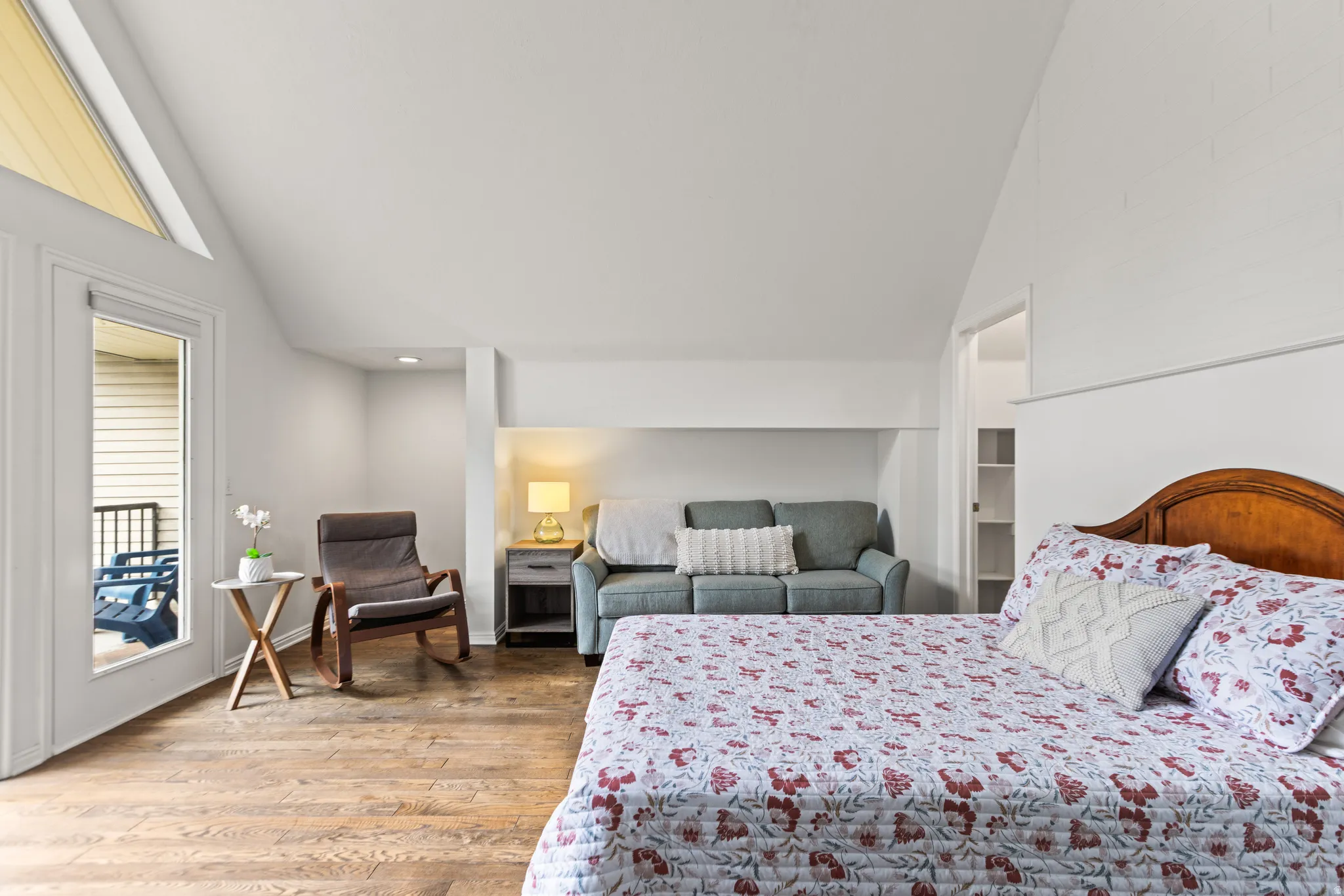 Hardwood-style flooring throughout