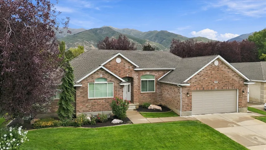 939 S Wind River Way, Kaysville, Utah 84037