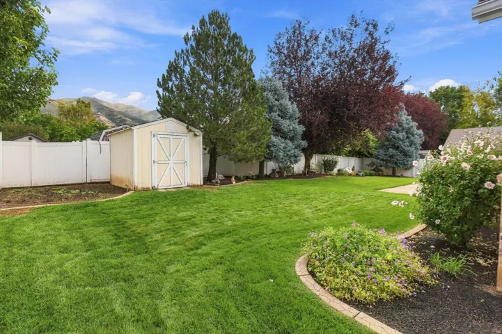 939 S Wind River Way, Kaysville, Utah 84037