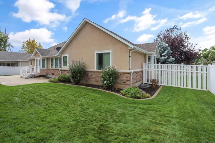 939 S Wind River Way, Kaysville, Utah 84037
