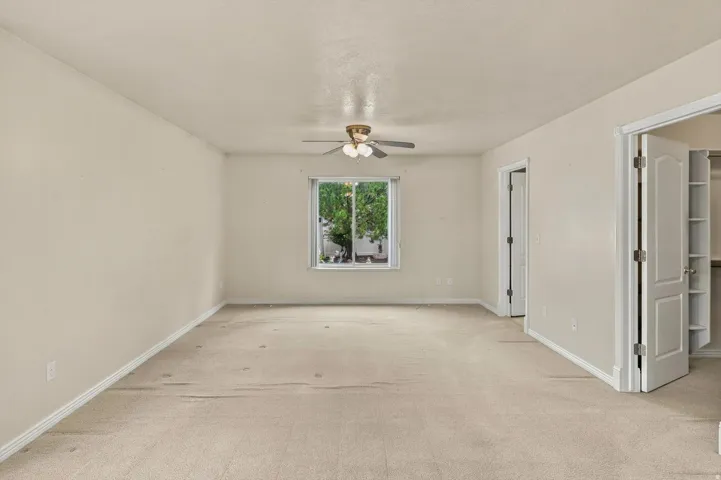 939 S Wind River Way, Kaysville, Utah 84037