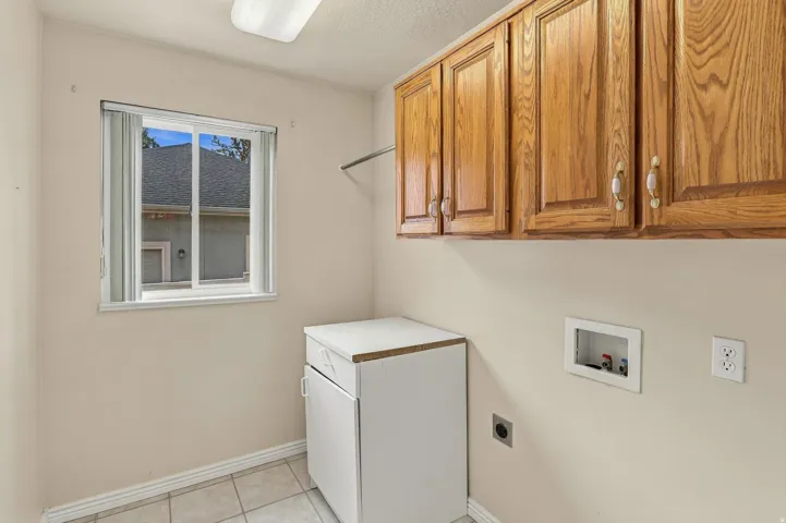 939 S Wind River Way, Kaysville, Utah 84037