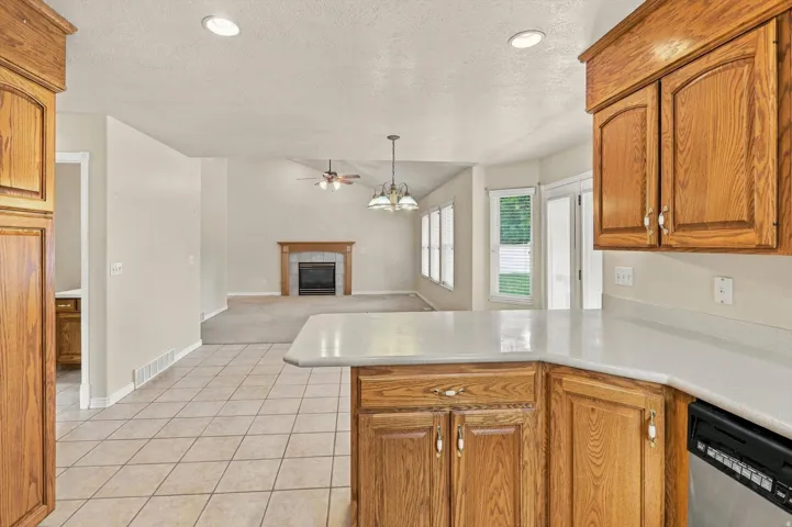 939 S Wind River Way, Kaysville, Utah 84037