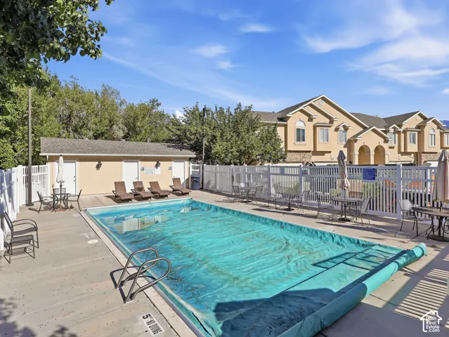 1340 E Old Maple Ct, Salt Lake City, Utah 84121