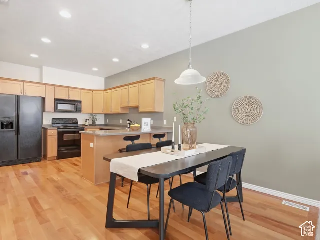 1340 E Old Maple Ct, Salt Lake City, Utah 84121