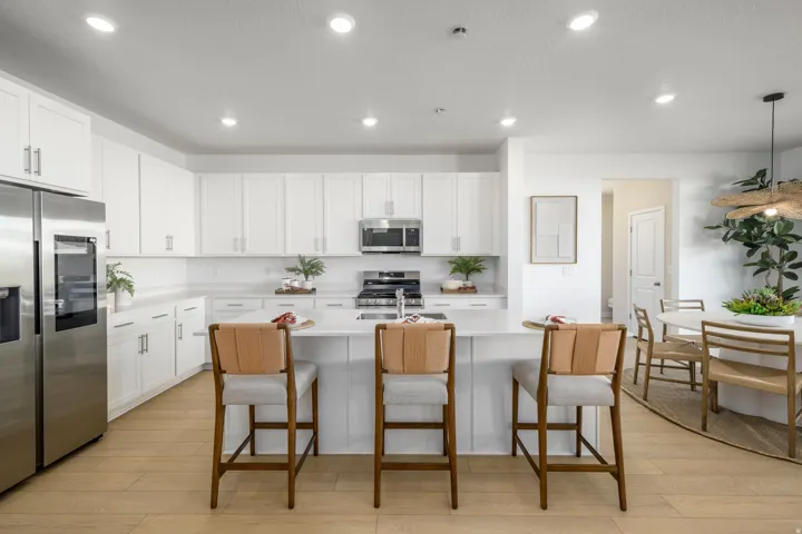 1879 W Golden Magic Ln #3207, Saratoga Springs, Utah 84045