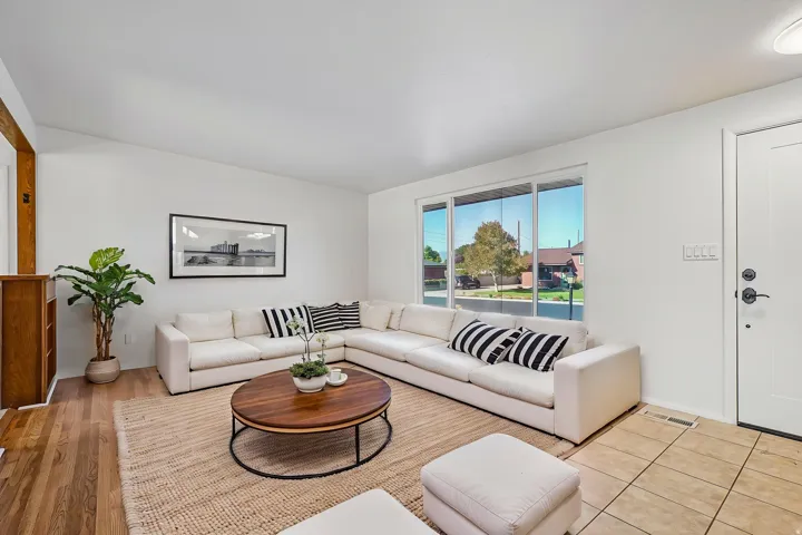 Virtual Staging