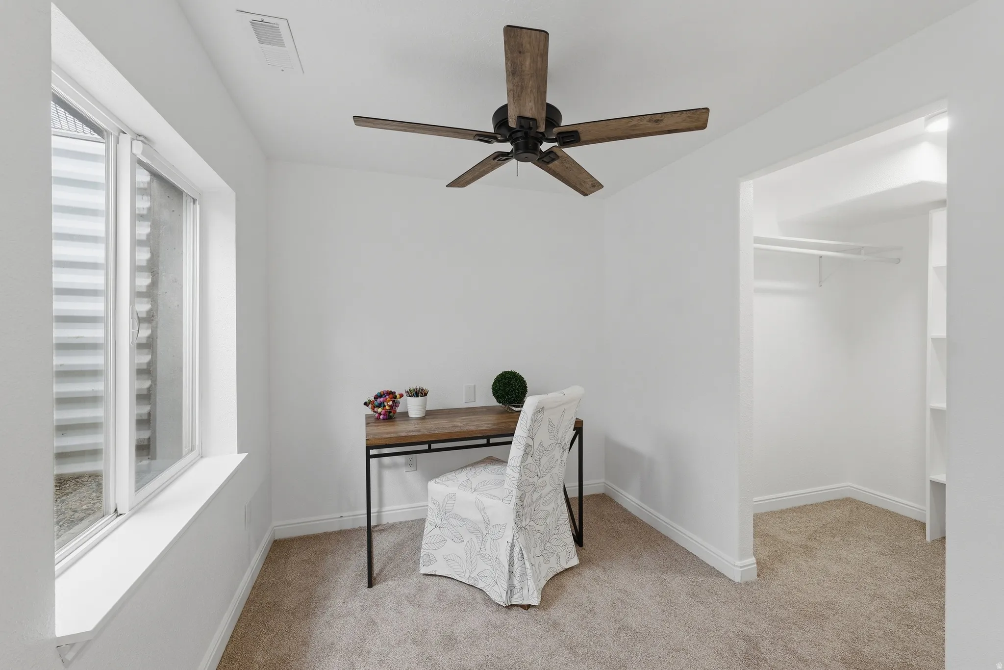 Bonus area in bedroom 6 (with walk in closet)
