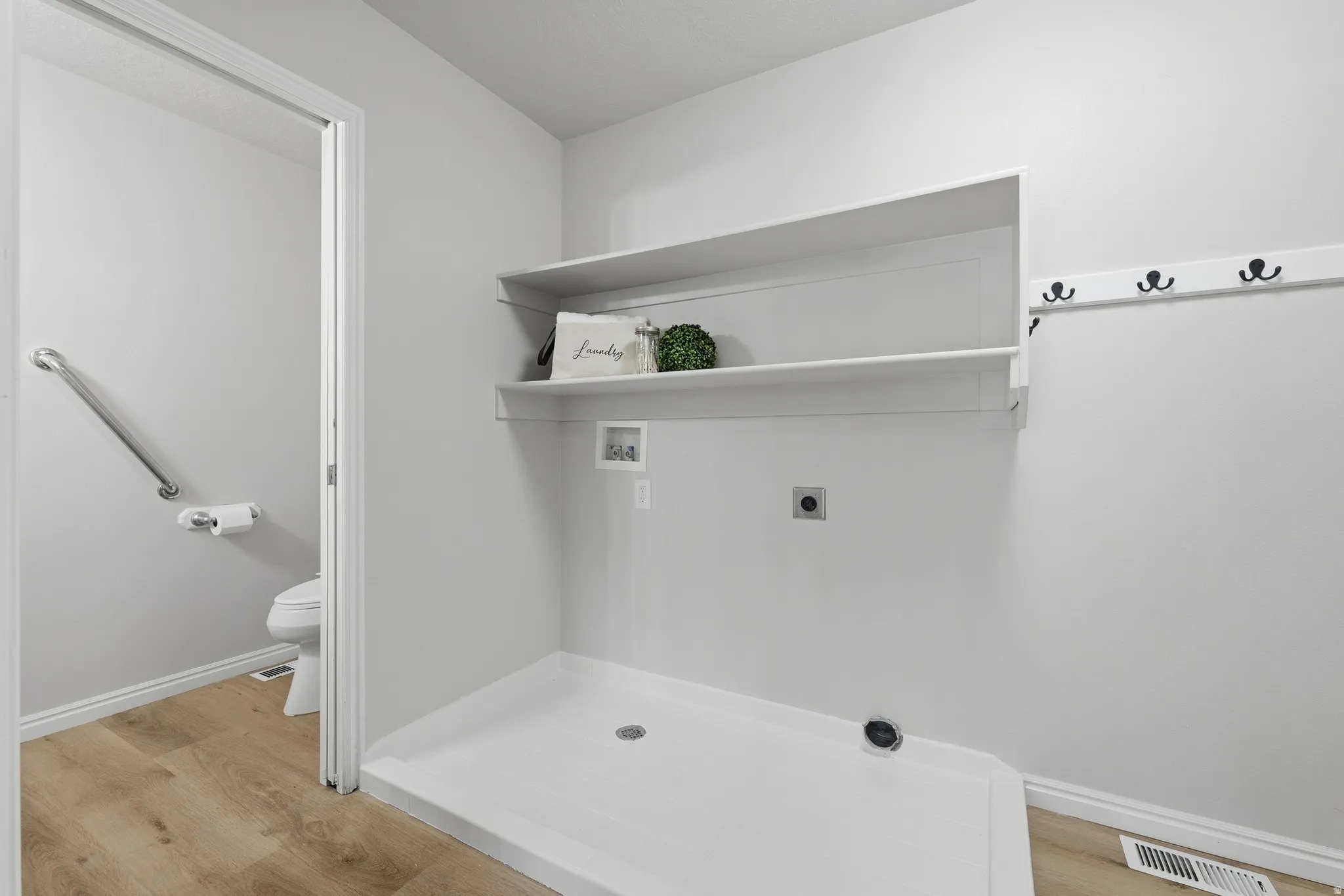 Main floor laundry and mudroom