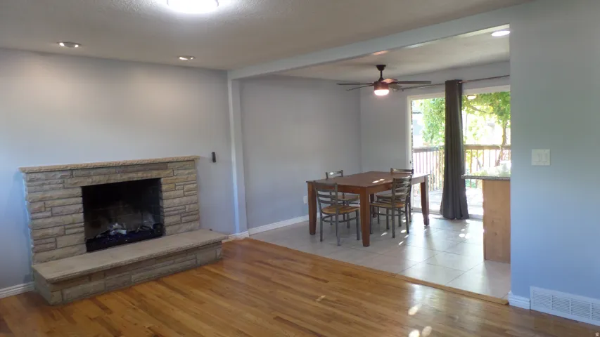 Living Room/Dining Room Area