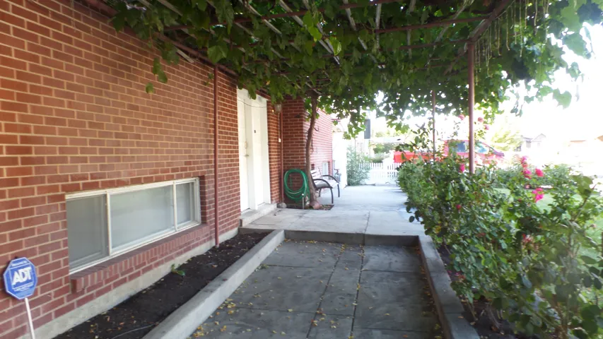 Front Door Entrance - Private Patio Area