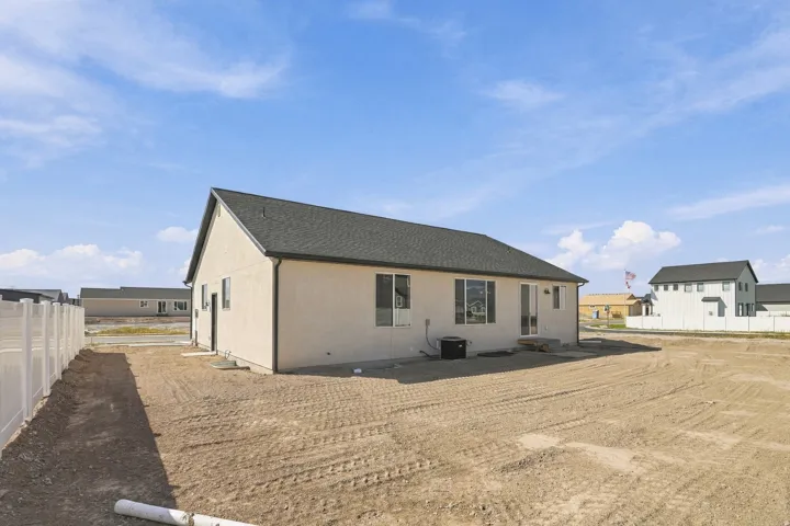 2365 E E Morning Glory Way, Eagle Mountain, Utah 84005