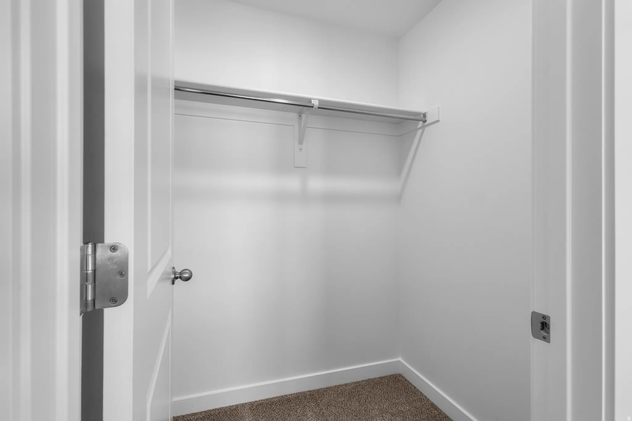 Built-in closet shelving and clothing rod
