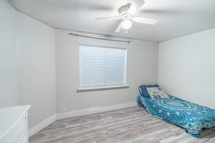 3816 S Pheasant Glen Dr, West Valley City, Utah 84120