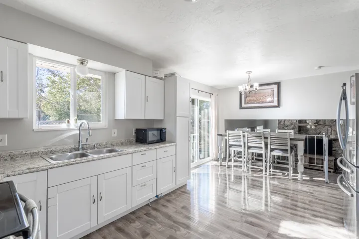 3816 S Pheasant Glen Dr, West Valley City, Utah 84120