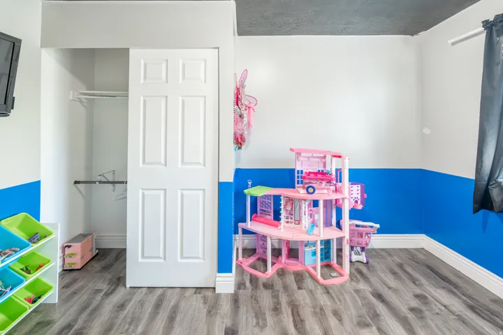 3816 S Pheasant Glen Dr, West Valley City, Utah 84120