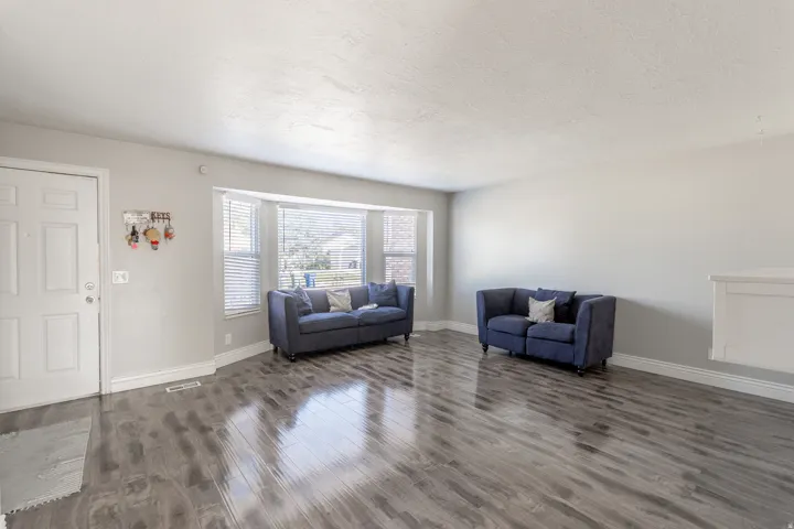 3816 S Pheasant Glen Dr, West Valley City, Utah 84120
