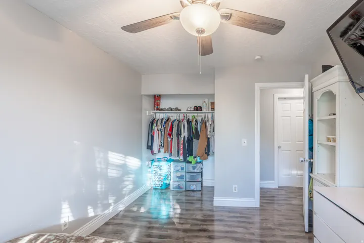 3816 S Pheasant Glen Dr, West Valley City, Utah 84120