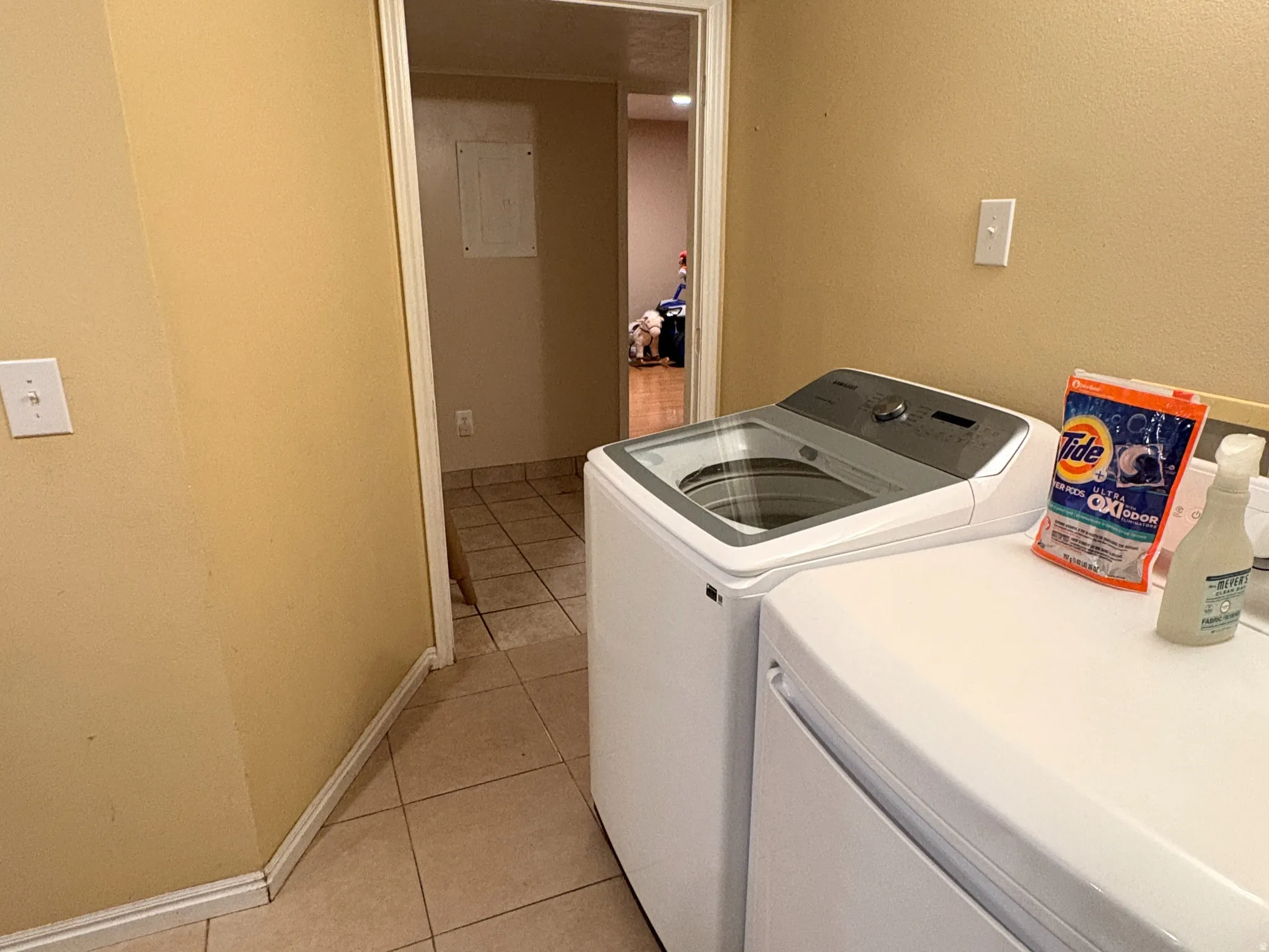 Tile flooring