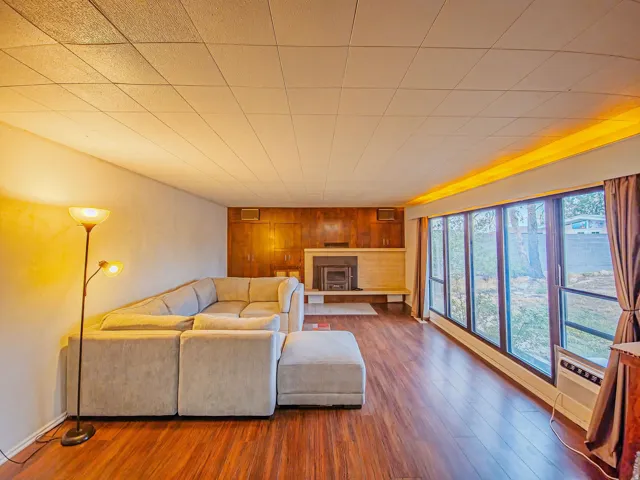 Wood-finish flooring throughout
