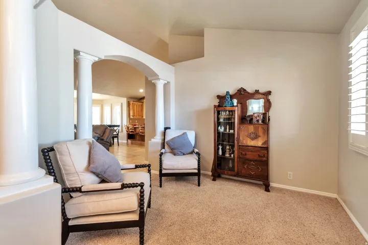9044 S Pine Laurel Ln, West Jordan, Utah 84081