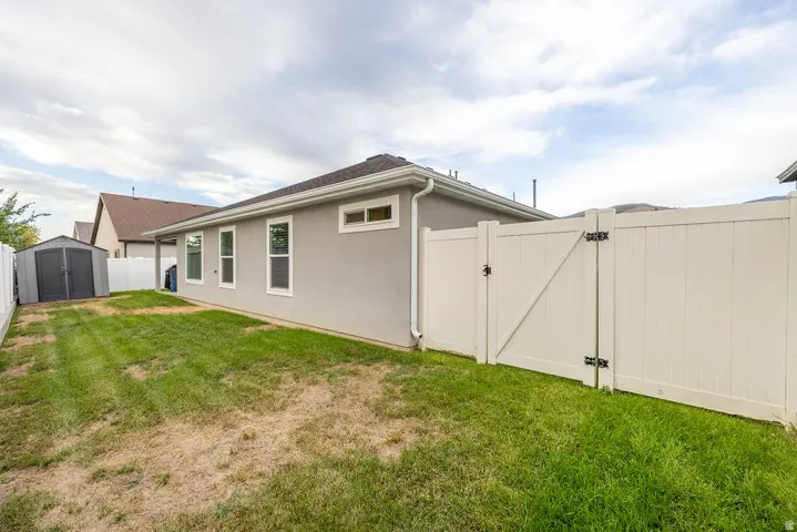 1693 N 690 W, West Bountiful, Utah 84087