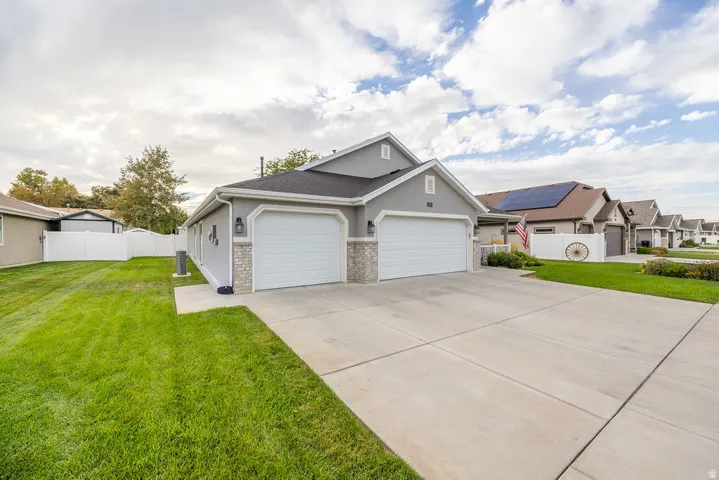 1693 N 690 W, West Bountiful, Utah 84087