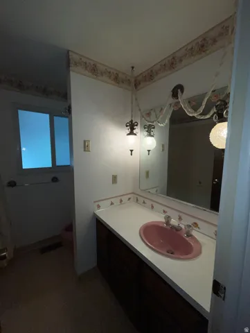 Upstairs Bathroom