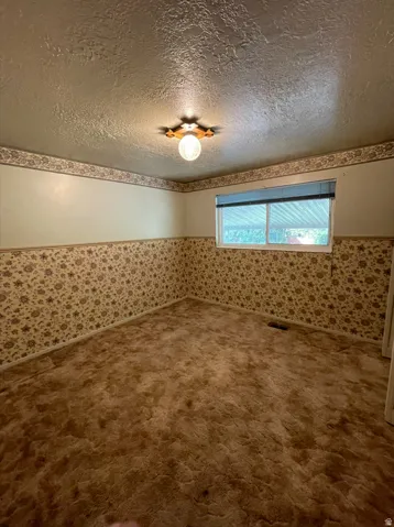 Upstairs Bedroom #2