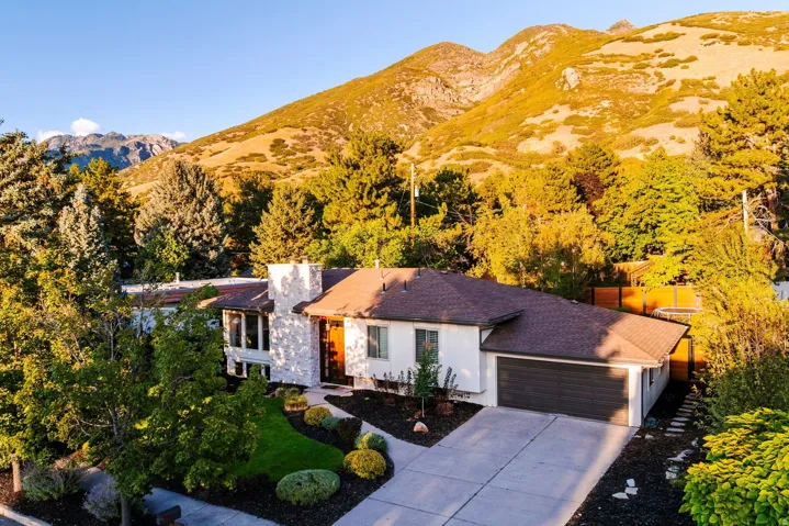 8505 S Kings Cove Dr, Salt Lake City, Utah 84121